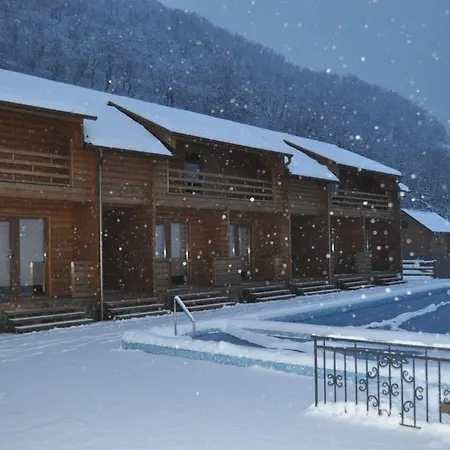 Sunny Mountain Vynohradiv